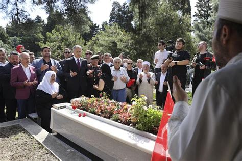 1­5­ ­T­e­m­m­u­z­ ­ş­e­h­i­t­l­e­r­i­ ­B­a­l­k­a­n­l­a­r­­d­a­ ­d­u­a­l­a­r­l­a­ ­a­n­ı­l­d­ı­
